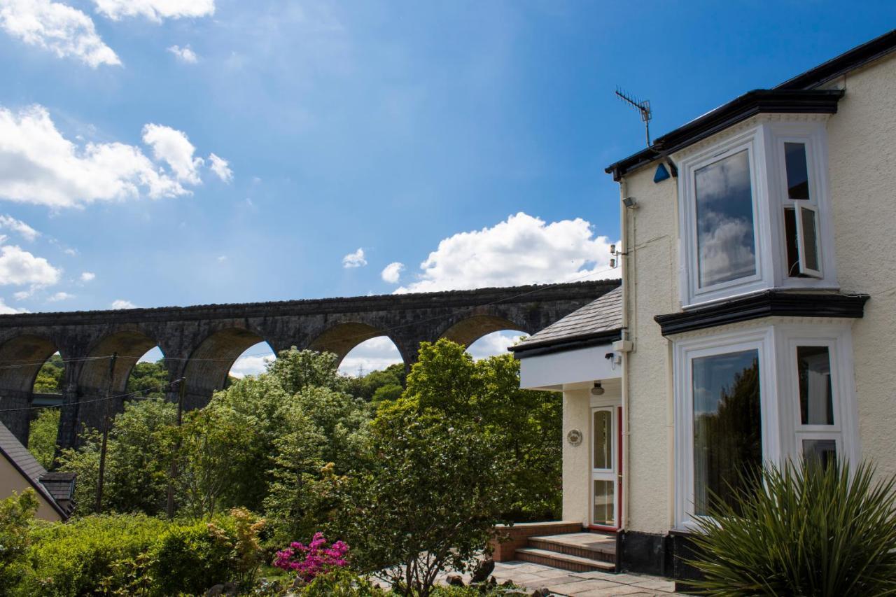 The Grange Guesthouse, Cefn-Coed Merthyr Tydfil Exterior foto